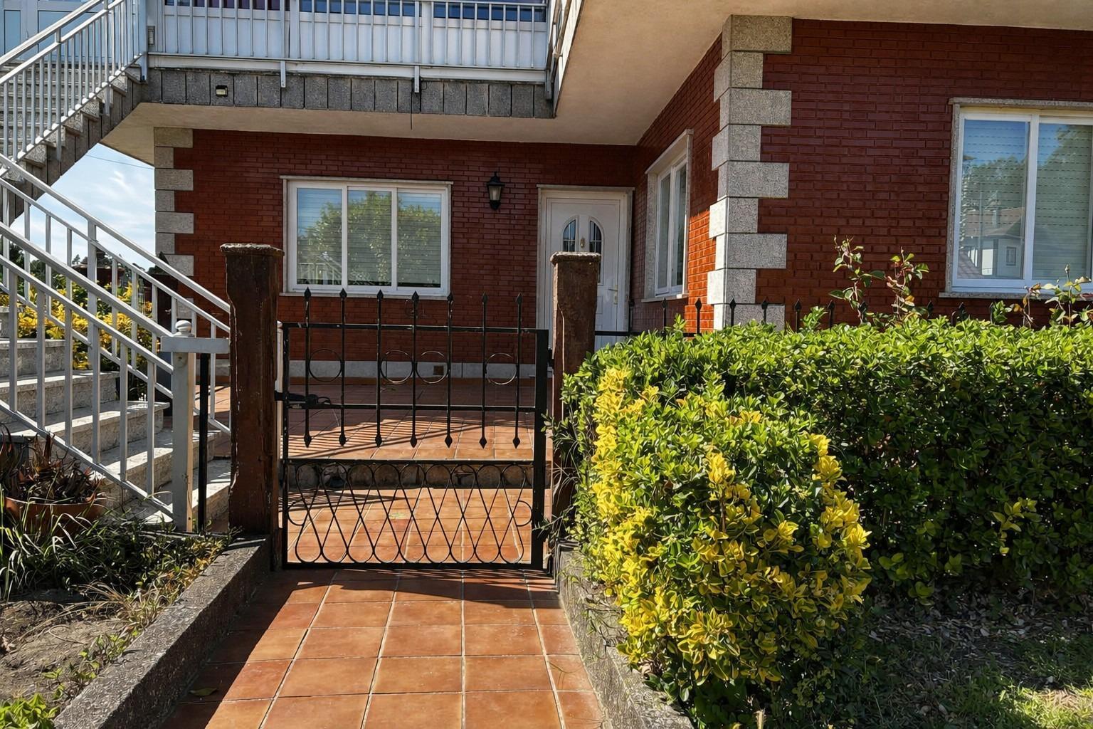 House for Sale in Moraña