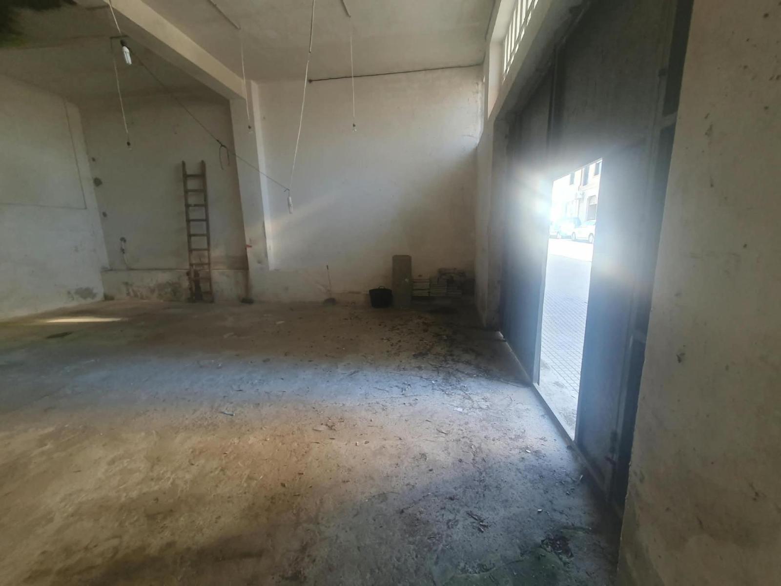 Premise for Sale in Ribeira