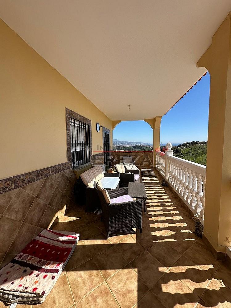 Chalet for Sale in Almayate