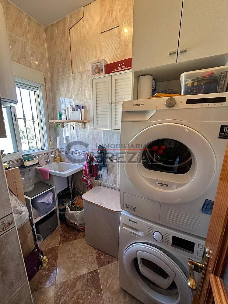 Chalet for Sale in Almayate