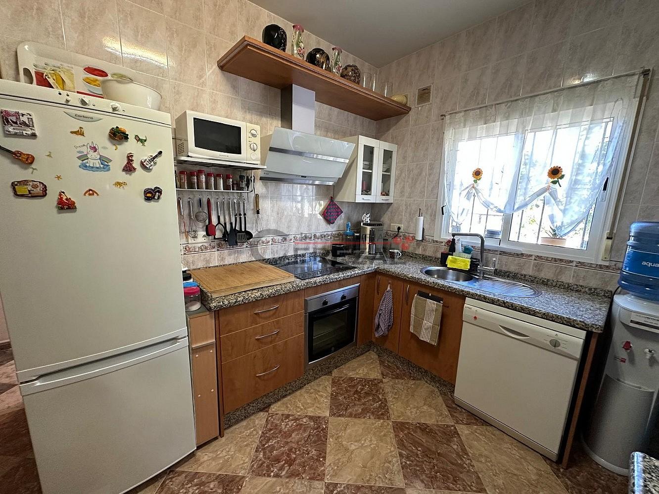 Chalet for Sale in Almayate