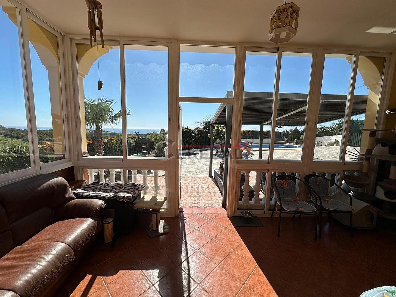 Chalet for Sale in Almayate