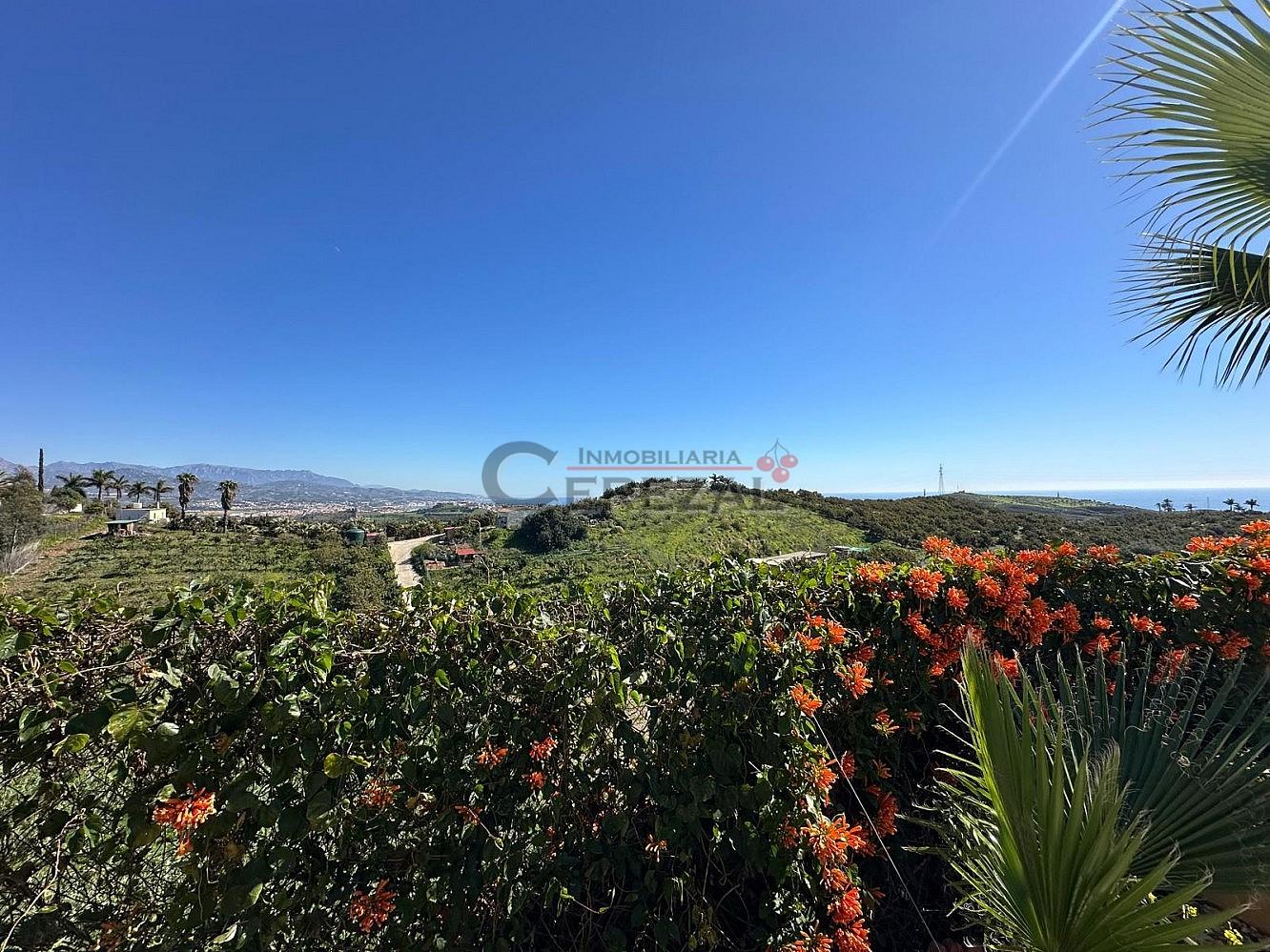 Chalet for Sale in Almayate