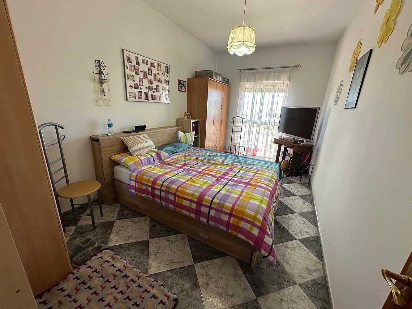 Chalet for Sale in Almayate