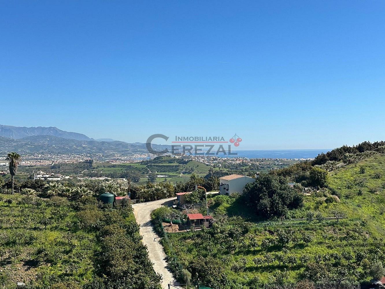 Chalet for Sale in Almayate