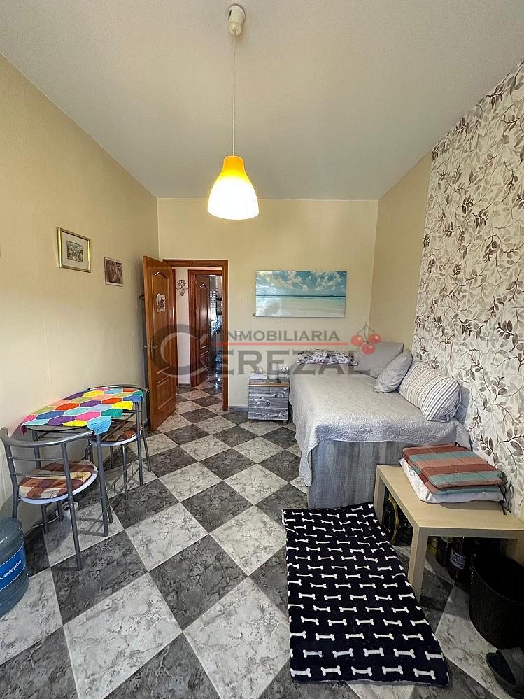 Chalet for Sale in Almayate
