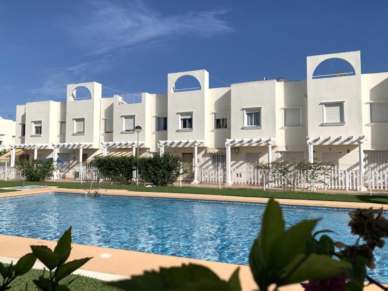 Duplex for Sale in Vera