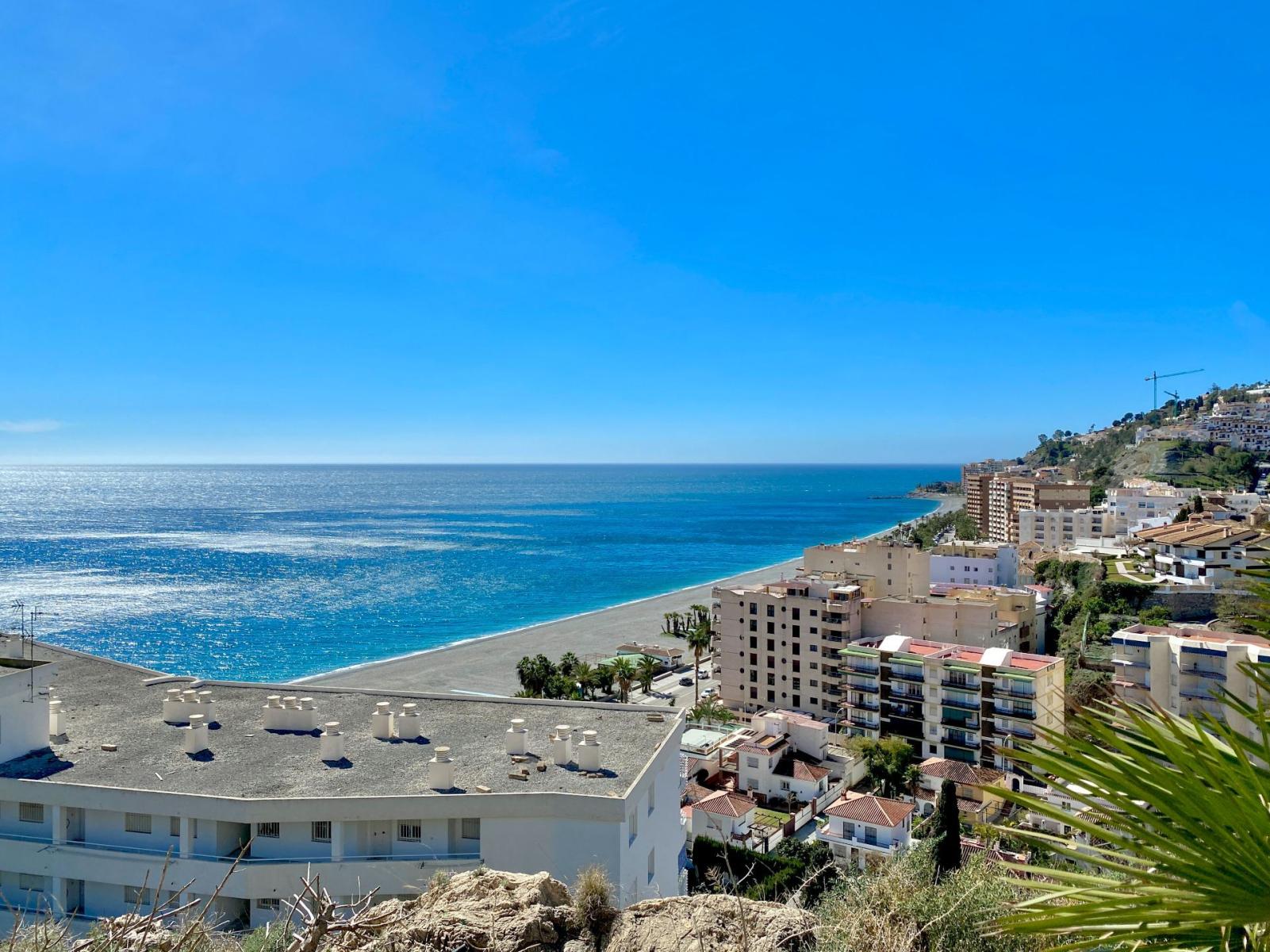 Apartment for Sale in Almuñécar