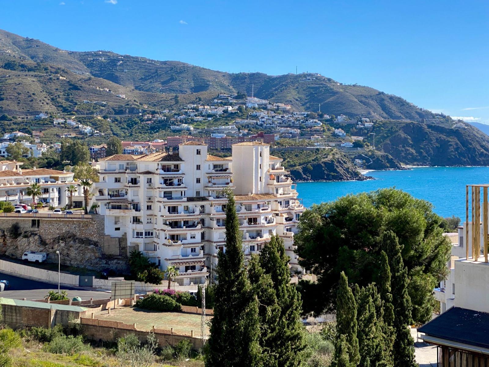 Apartment for Sale in Almuñécar