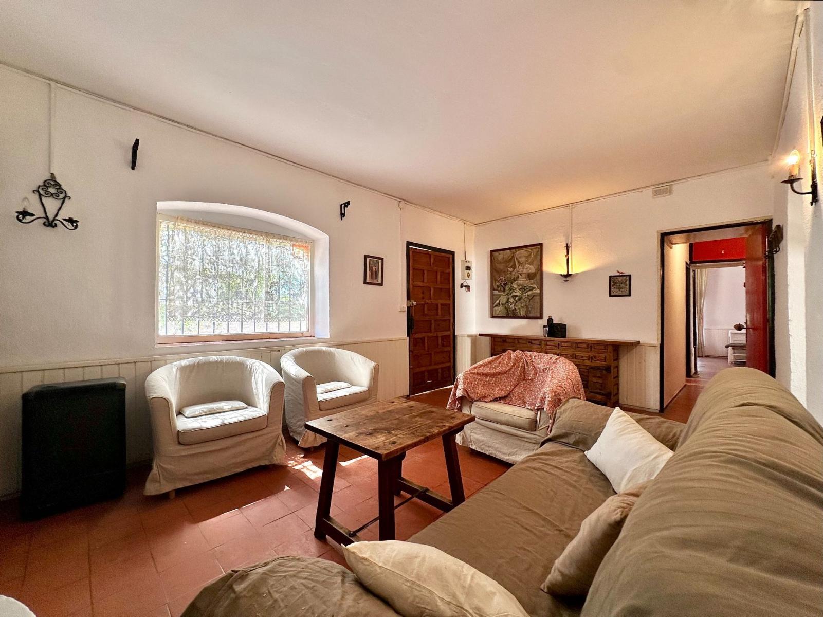 Chalet for Sale in Almuñécar