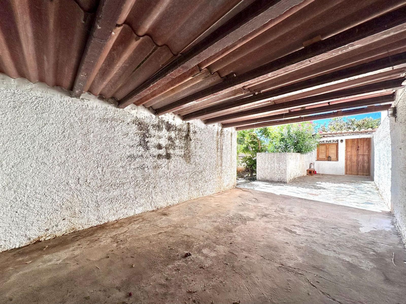 Chalet for Sale in Almuñécar