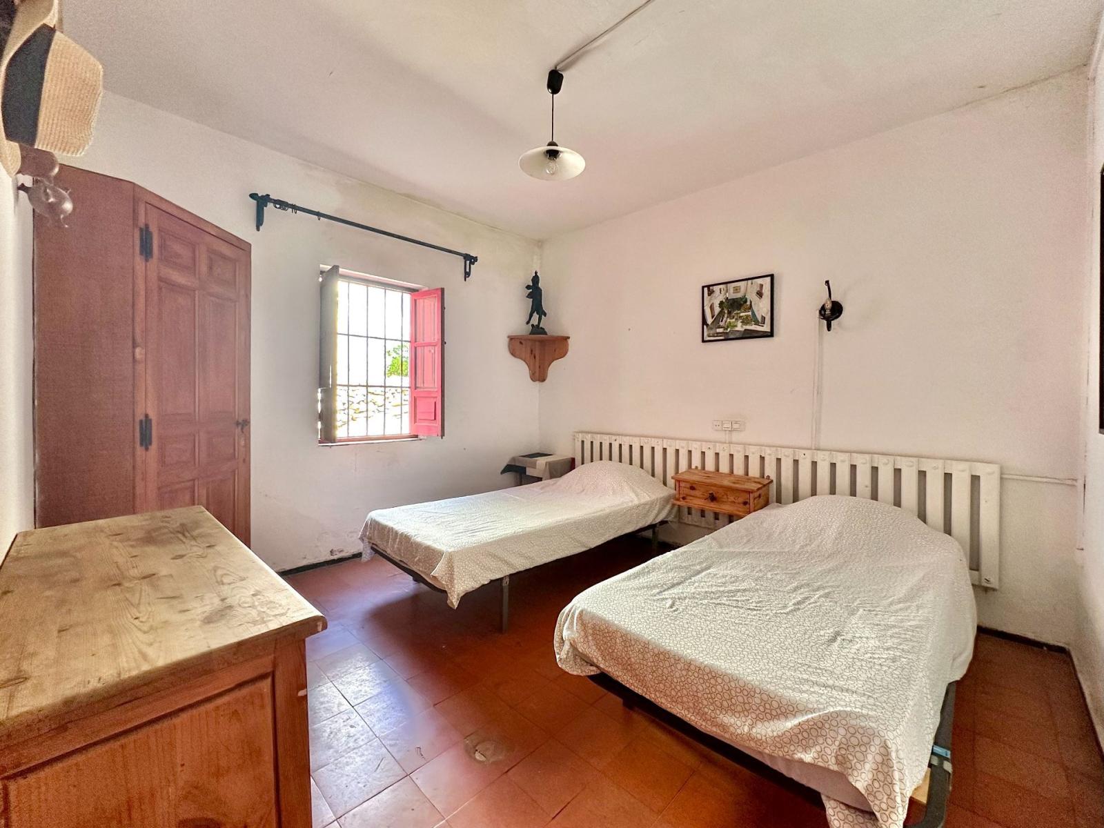 Chalet for Sale in Almuñécar