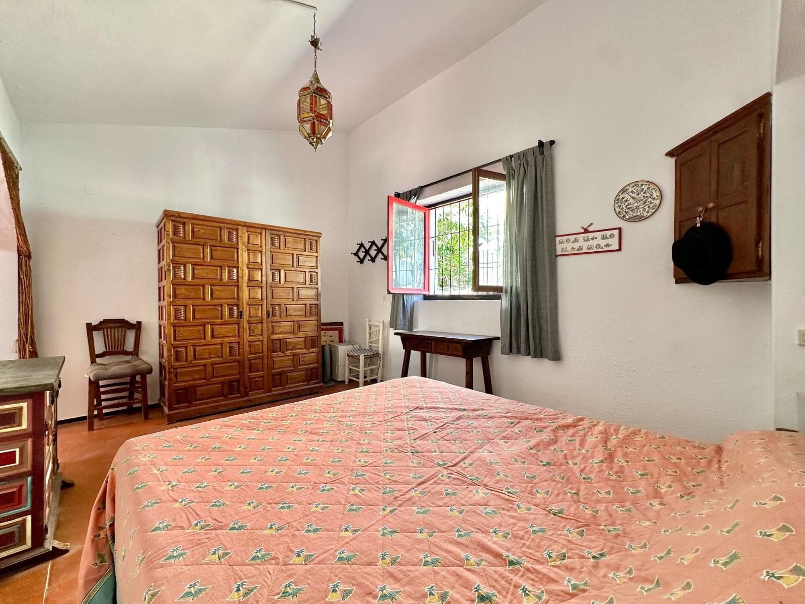 Chalet for Sale in Almuñécar