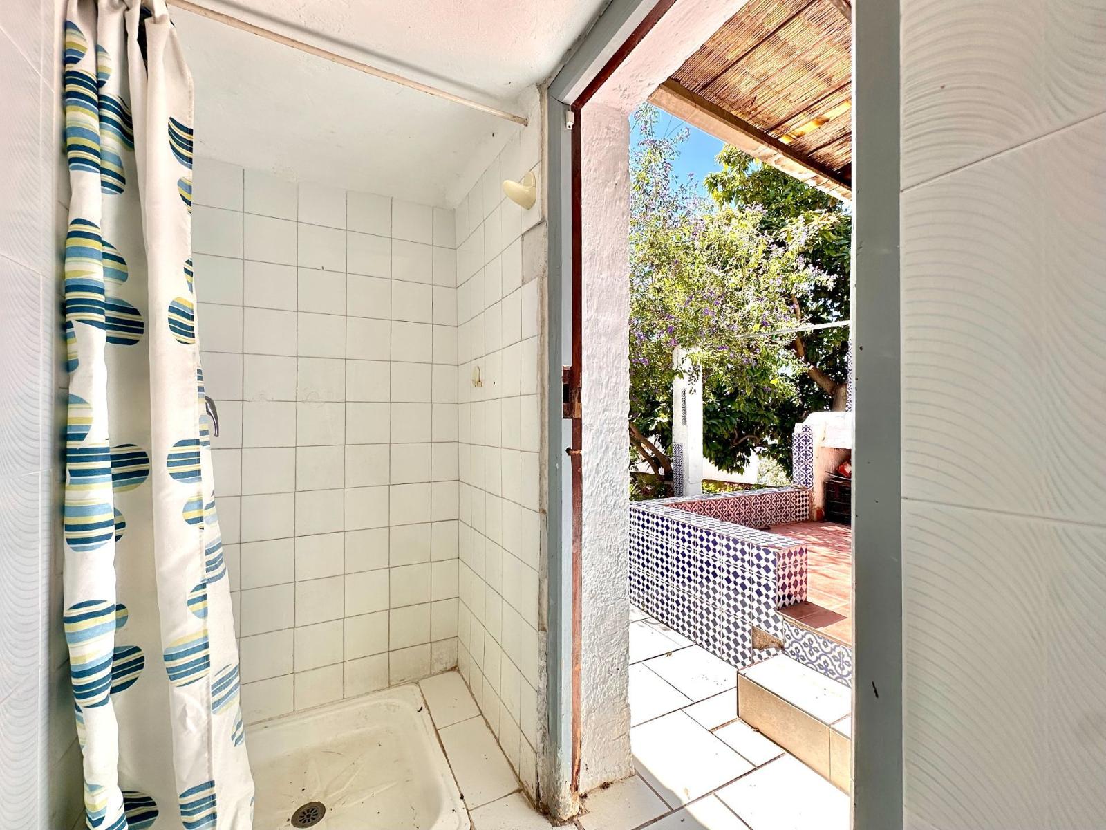 Chalet for Sale in Almuñécar