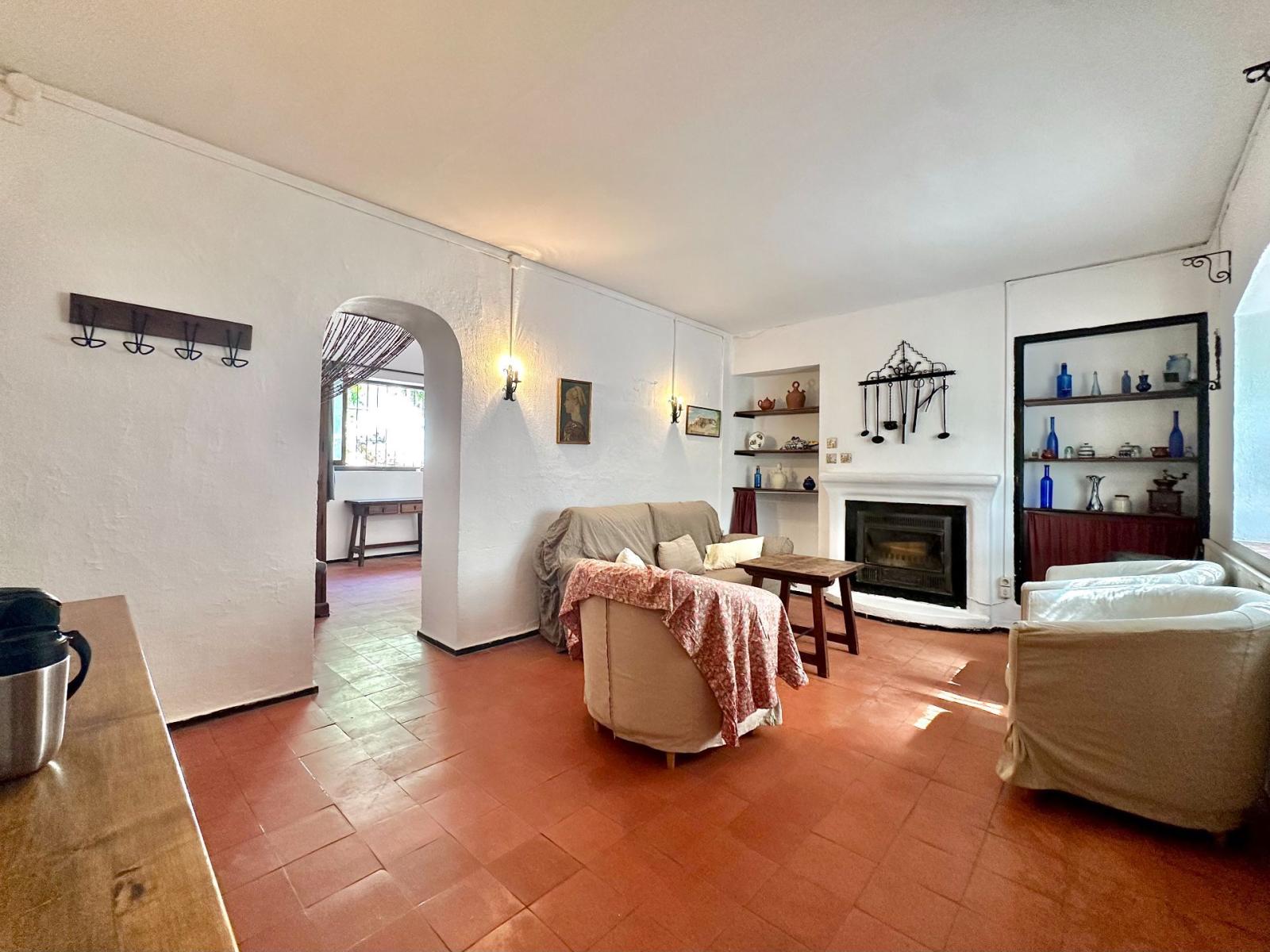 Chalet for Sale in Almuñécar