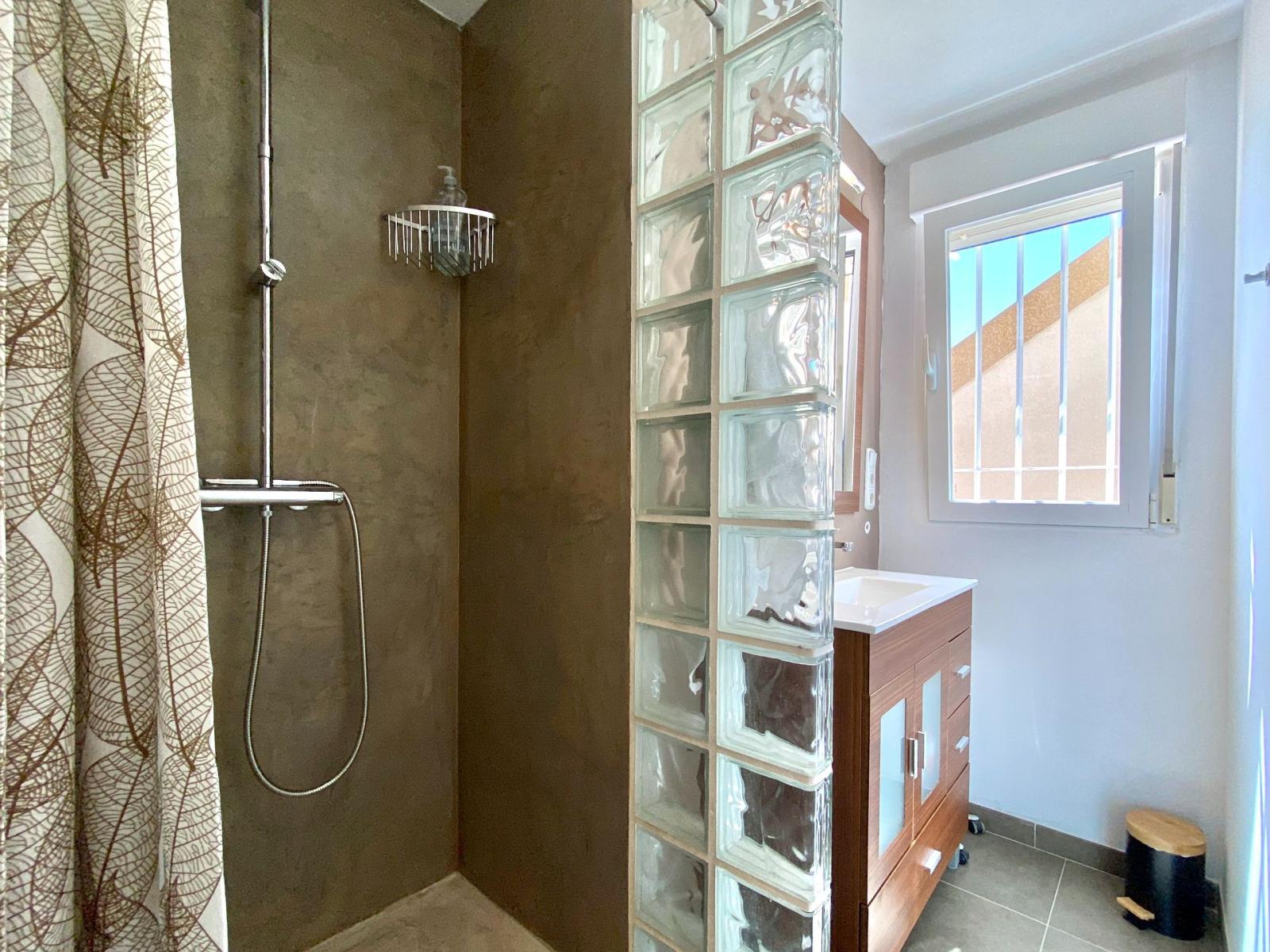 Apartment for Sale in Almuñécar