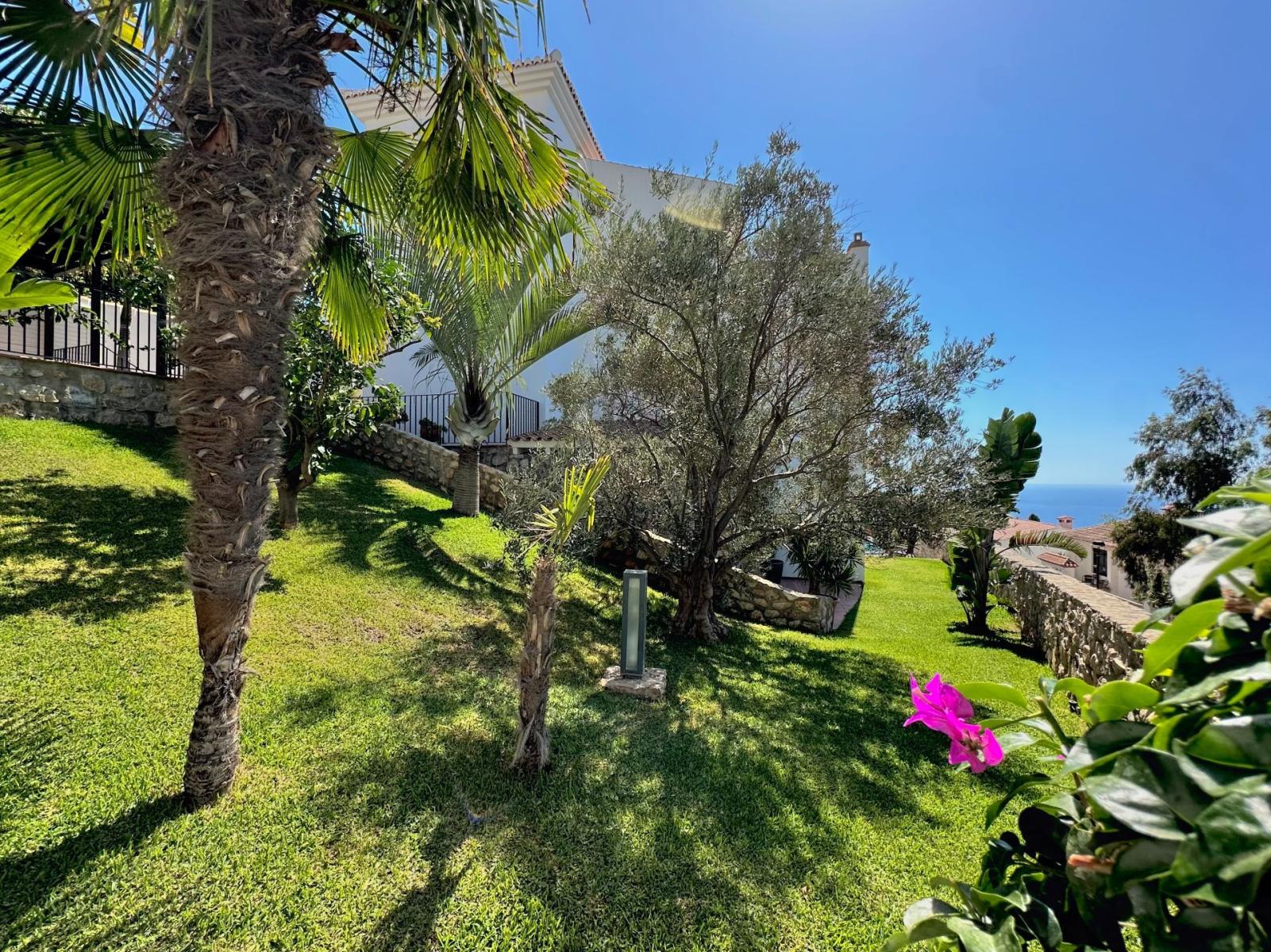 Villa for Sale in Salobreña