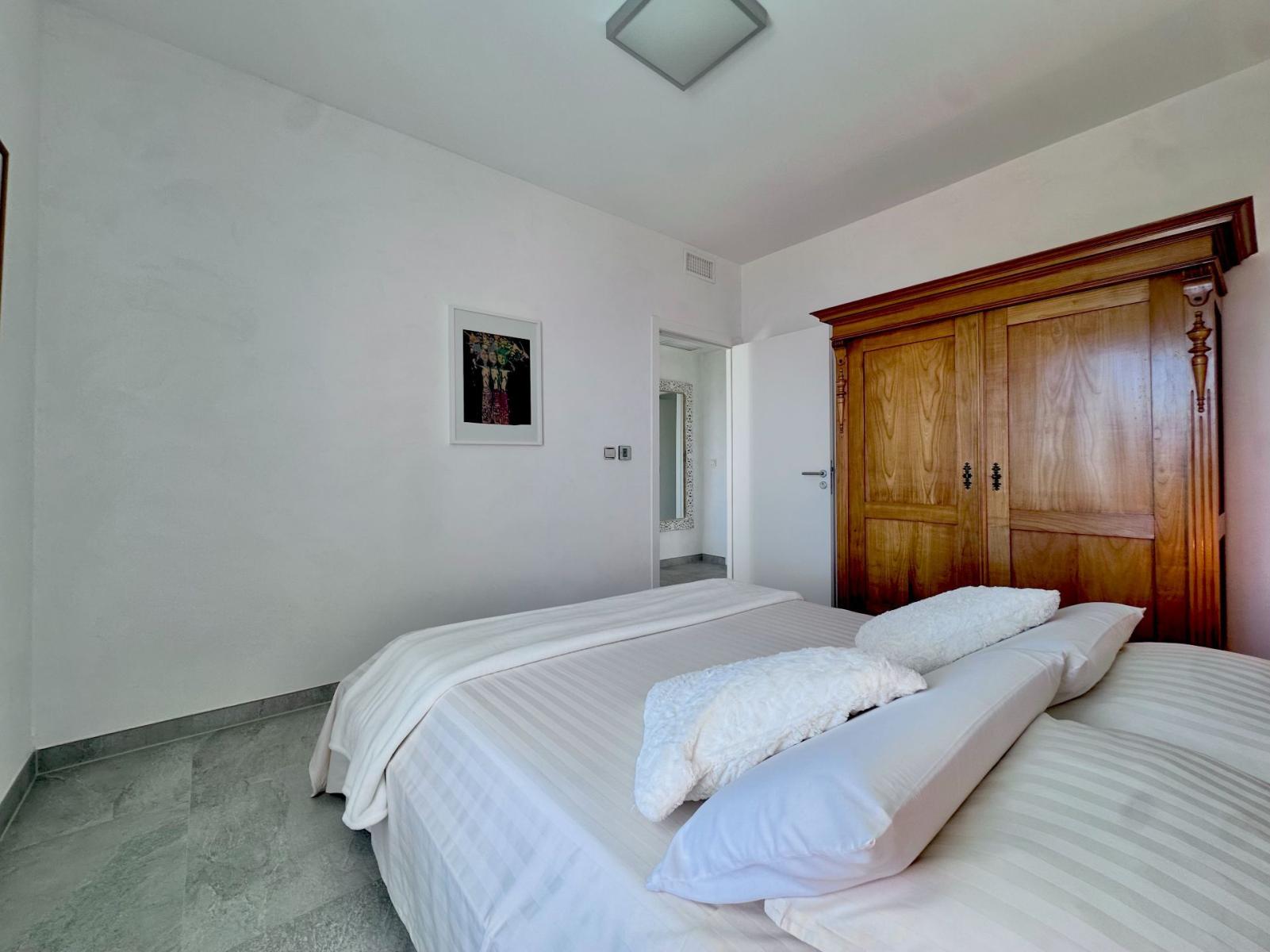 Villa for Sale in Salobreña