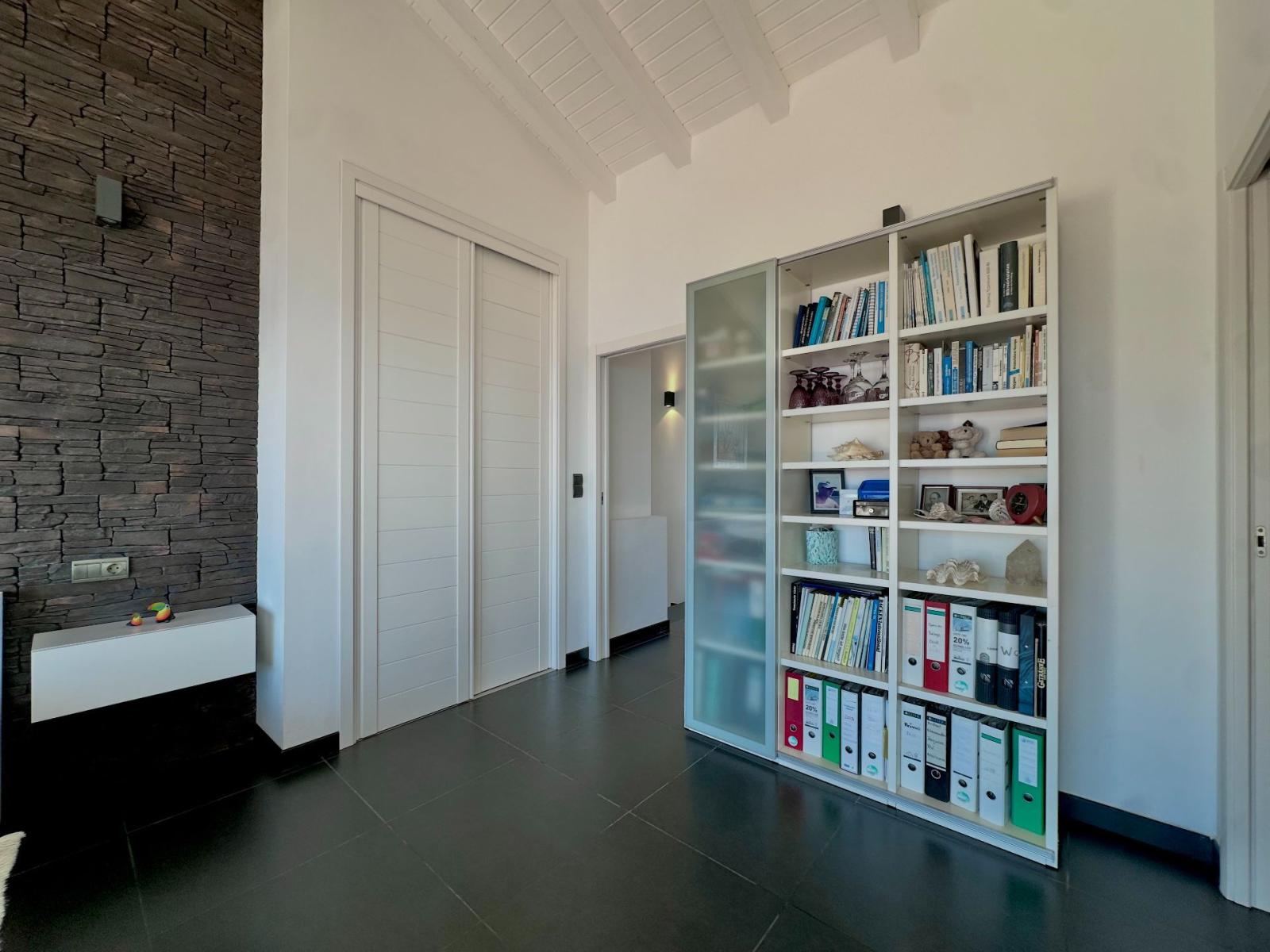Villa for Sale in Salobreña