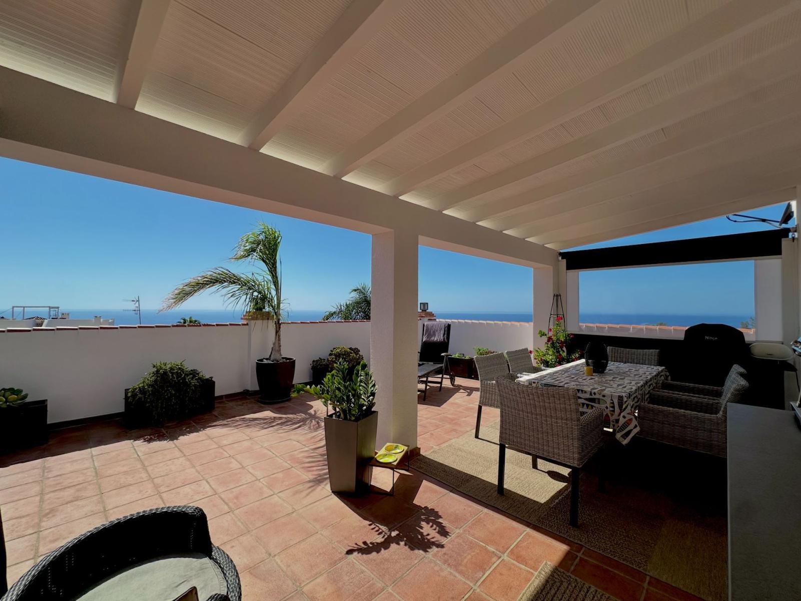 Villa for Sale in Salobreña
