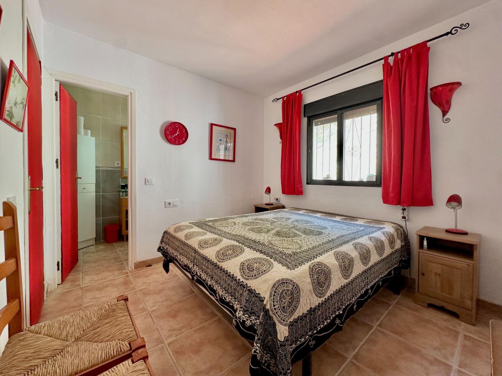 Chalet for Sale in Almuñécar