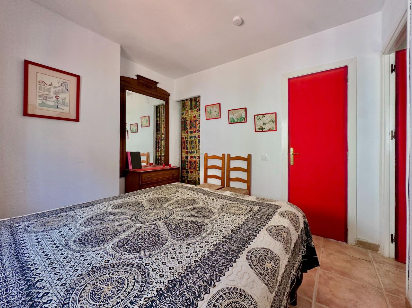 Chalet for Sale in Almuñécar