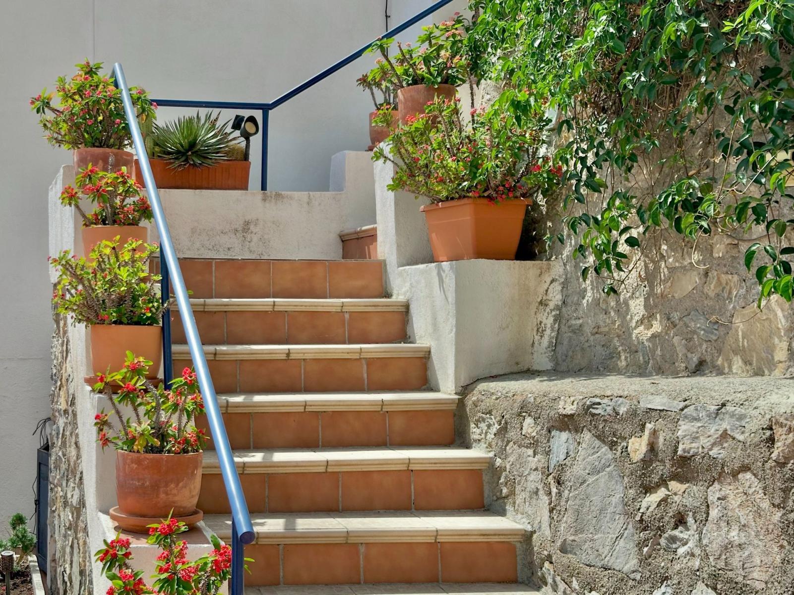 Chalet for Sale in Almuñécar