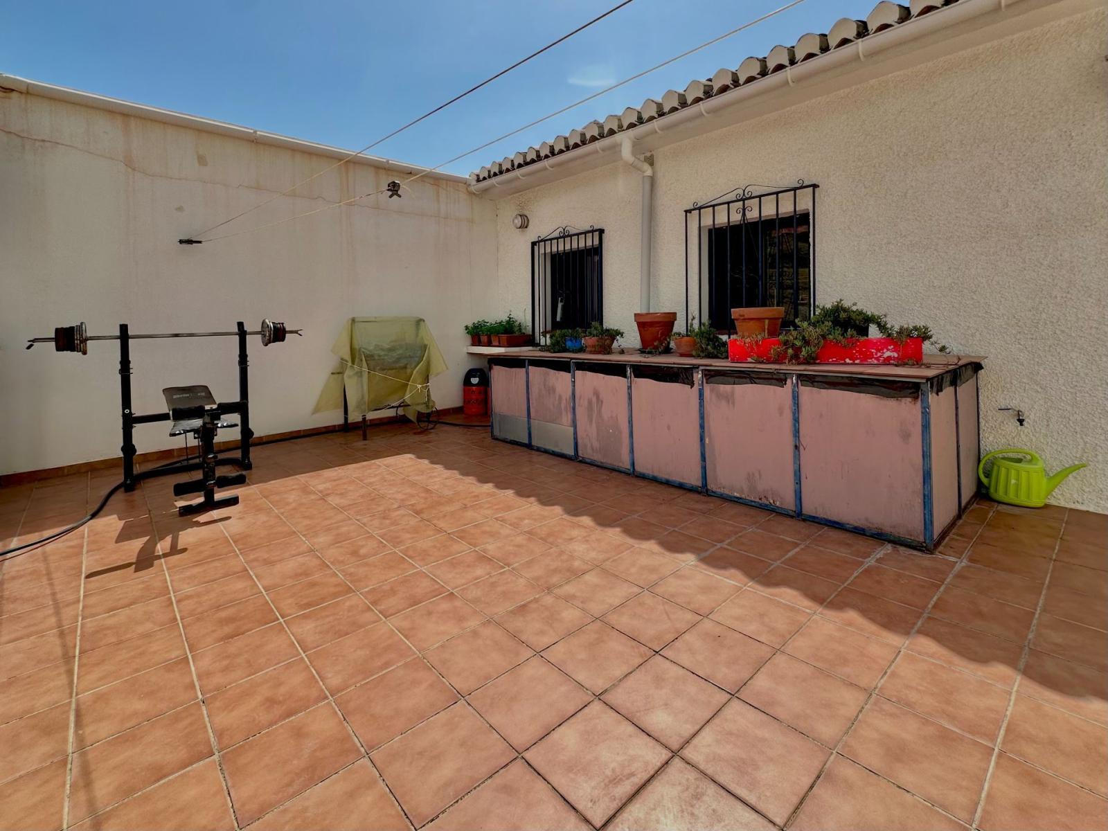 Chalet for Sale in Almuñécar