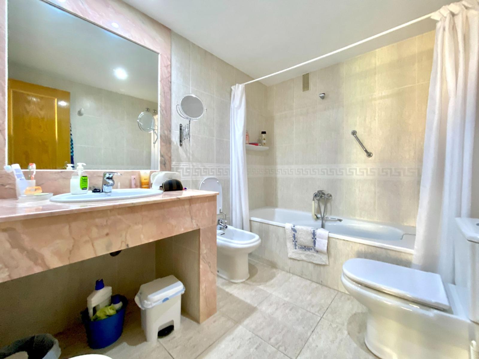 Apartment for Rent in Almuñécar