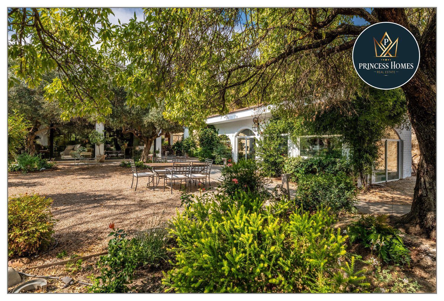 Finca en Venta en Paracuellos de Jarama