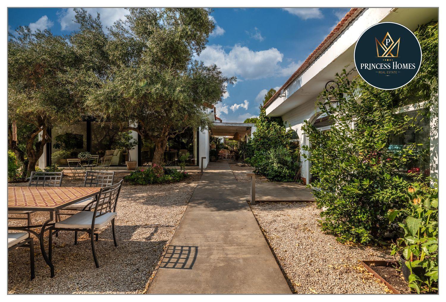 Finca en Venta en Paracuellos de Jarama