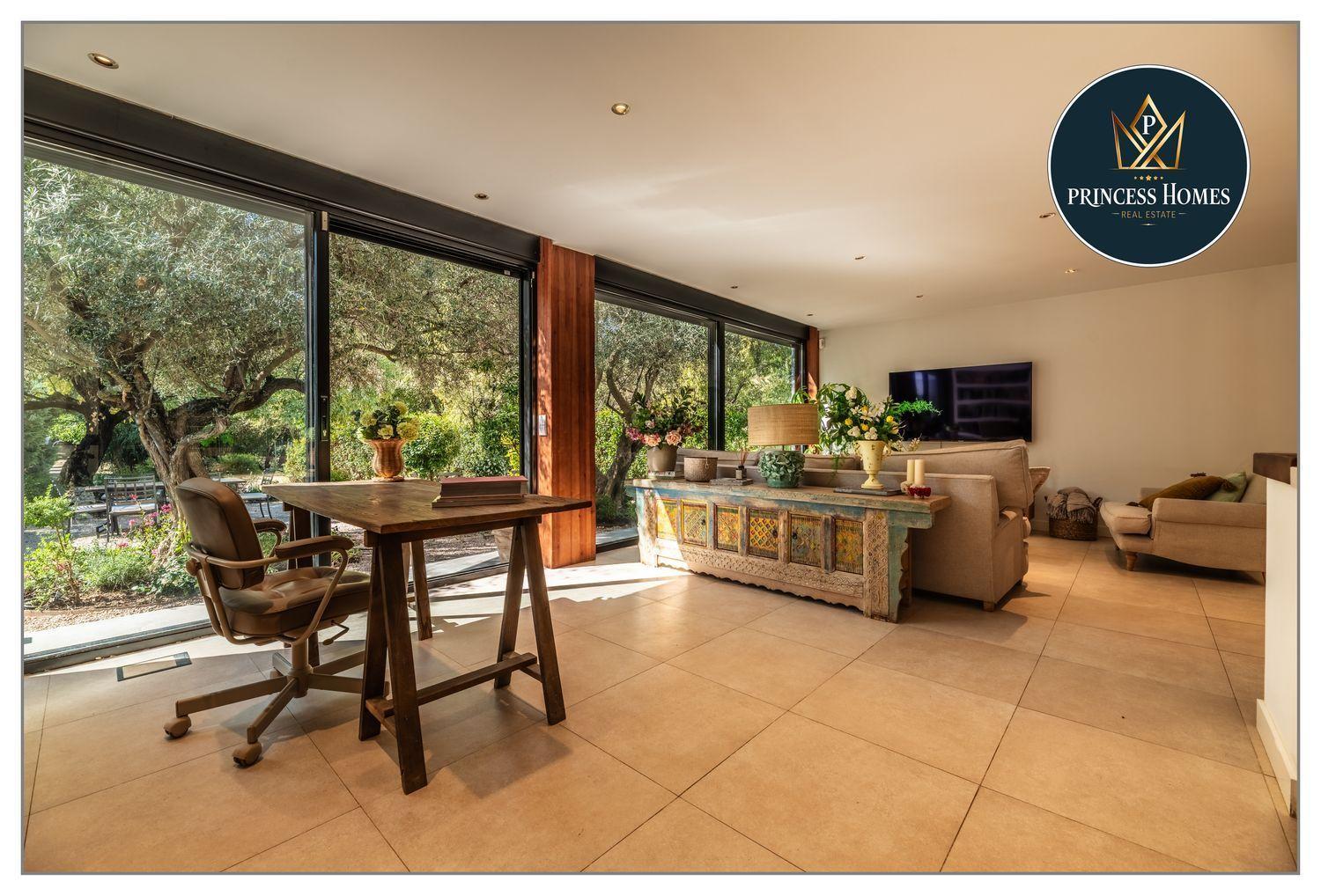 Finca en Venta en Paracuellos de Jarama