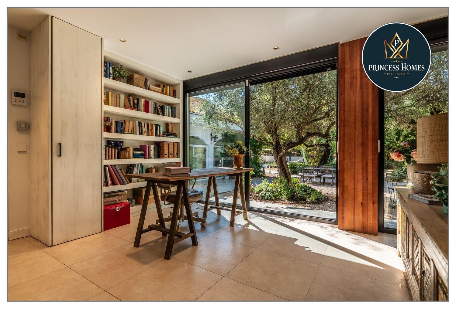 Finca en Venta en Paracuellos de Jarama