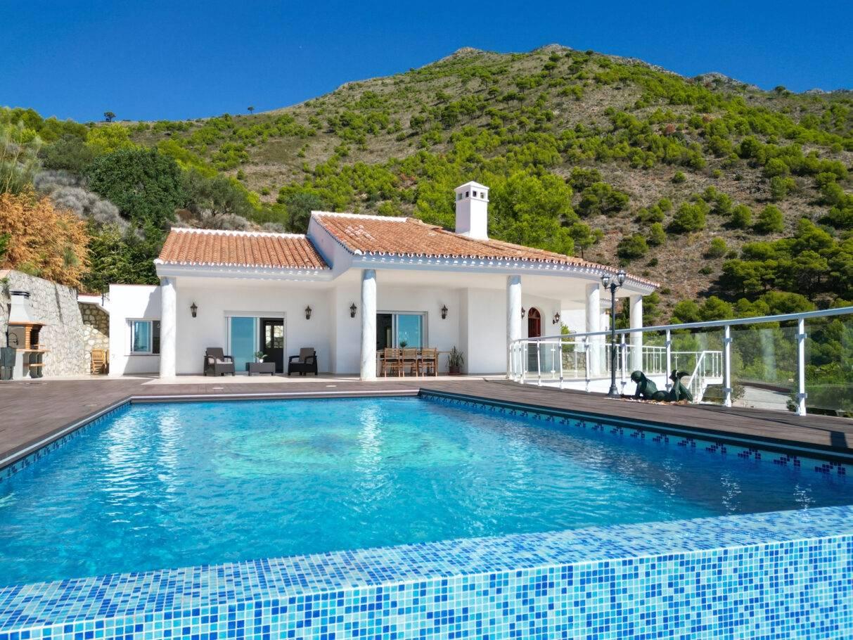 Chalet for Sale in Mijas