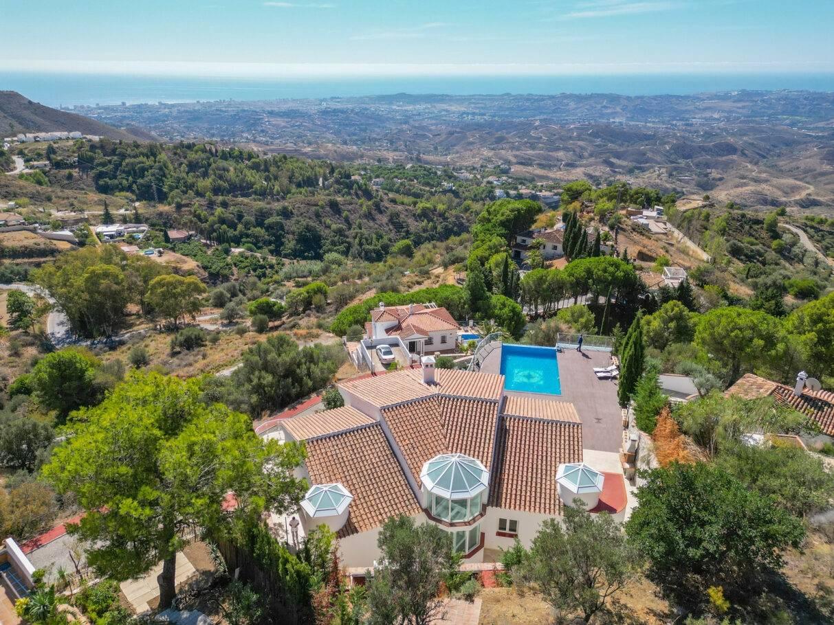 Chalet for Sale in Mijas
