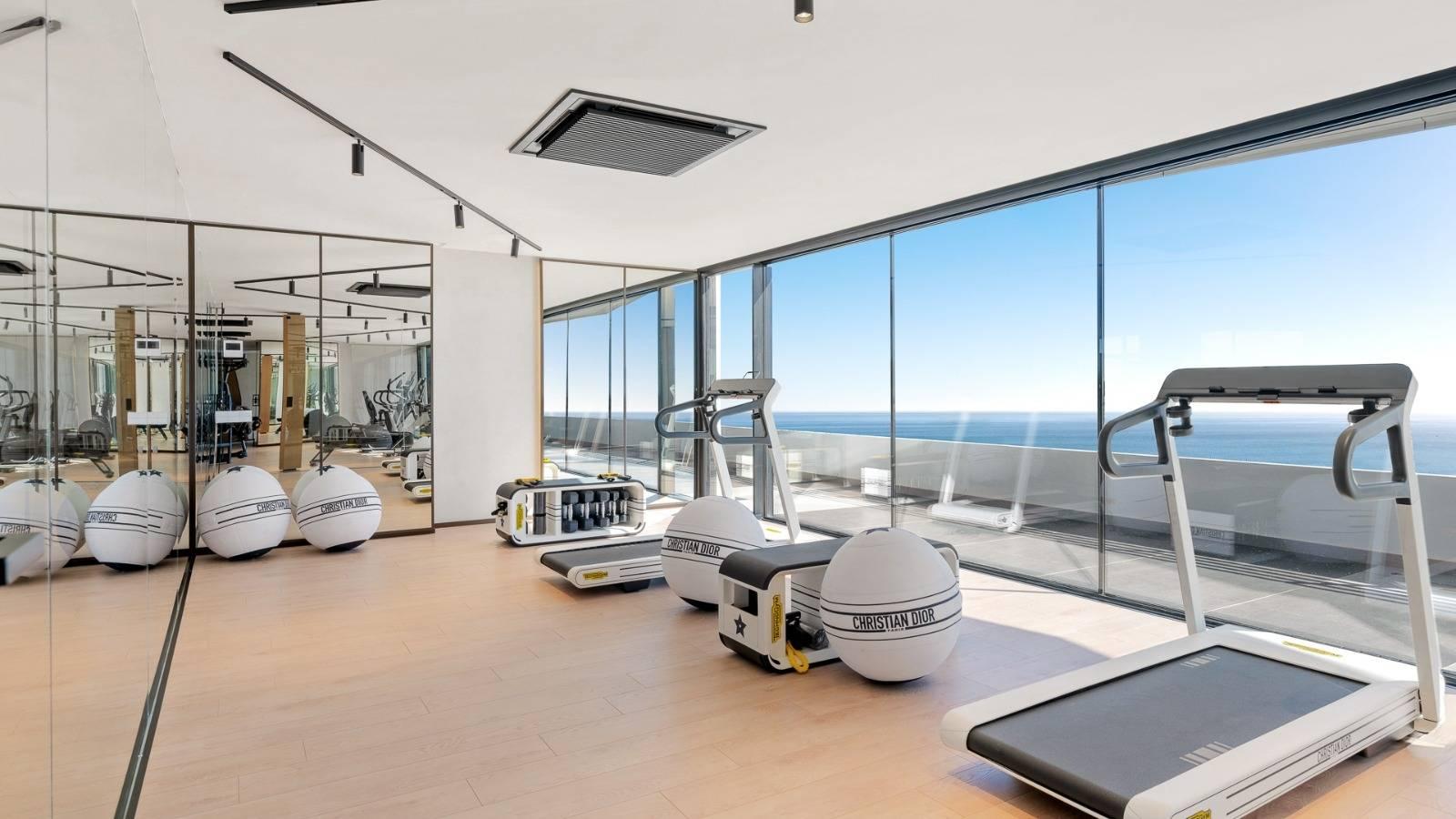 Flat for Sale in Benalmádena