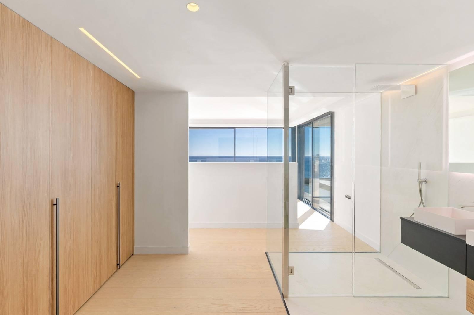 Flat for Sale in Benalmádena