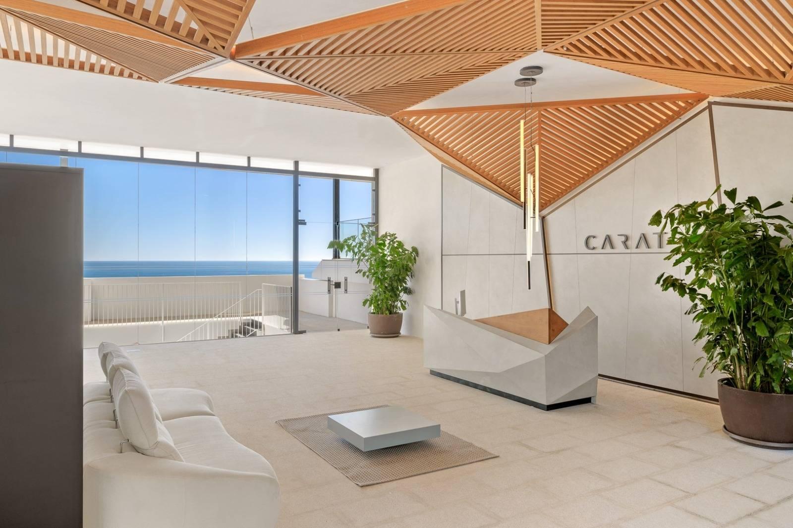 Flat for Sale in Benalmádena
