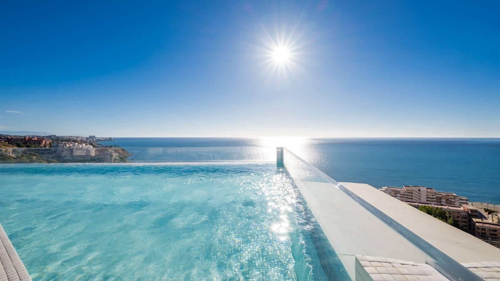 Flat for Sale in Benalmádena