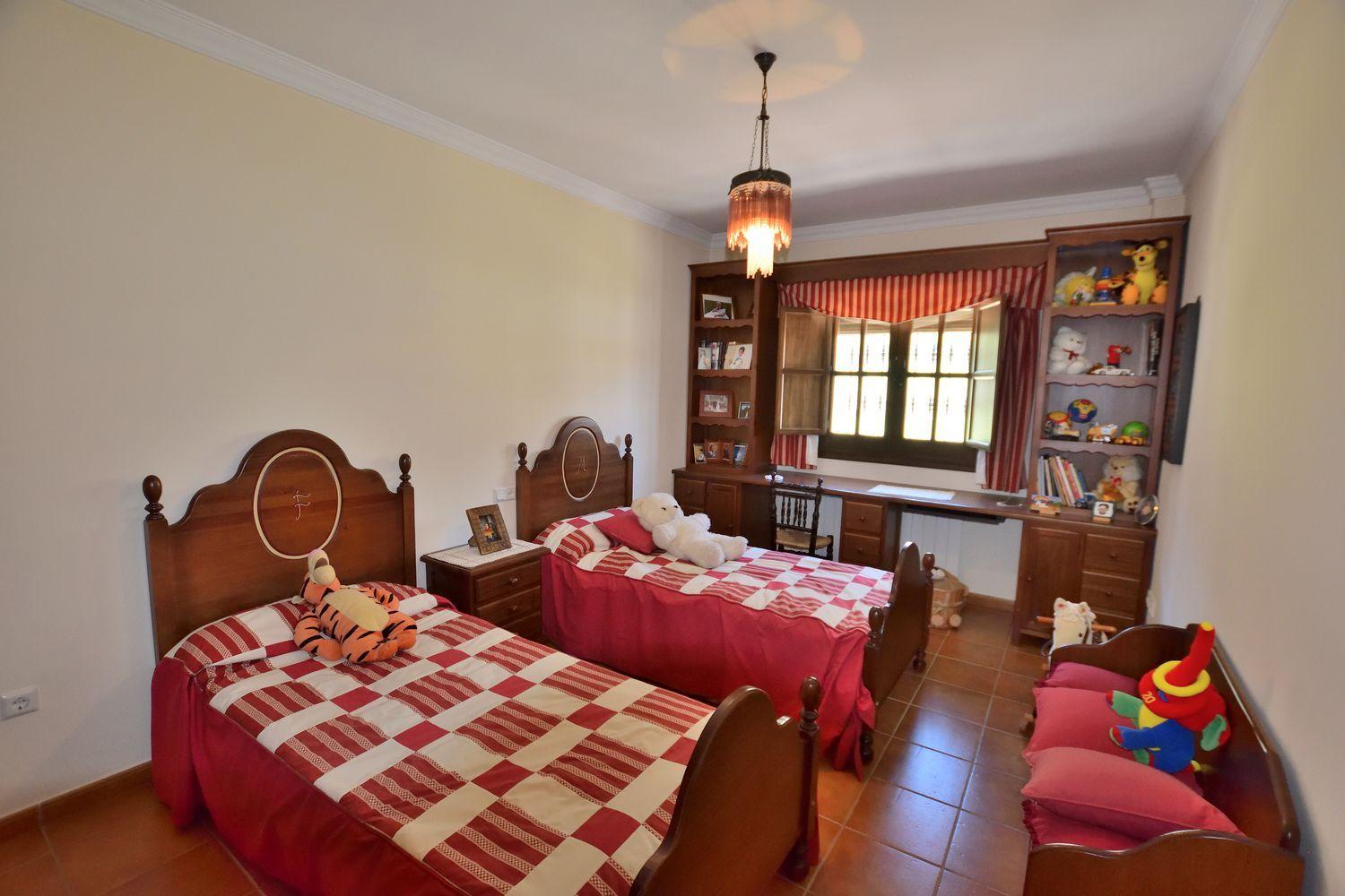 House for Sale in Montejaque