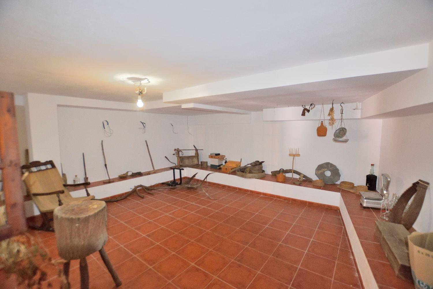 House for Sale in Montejaque