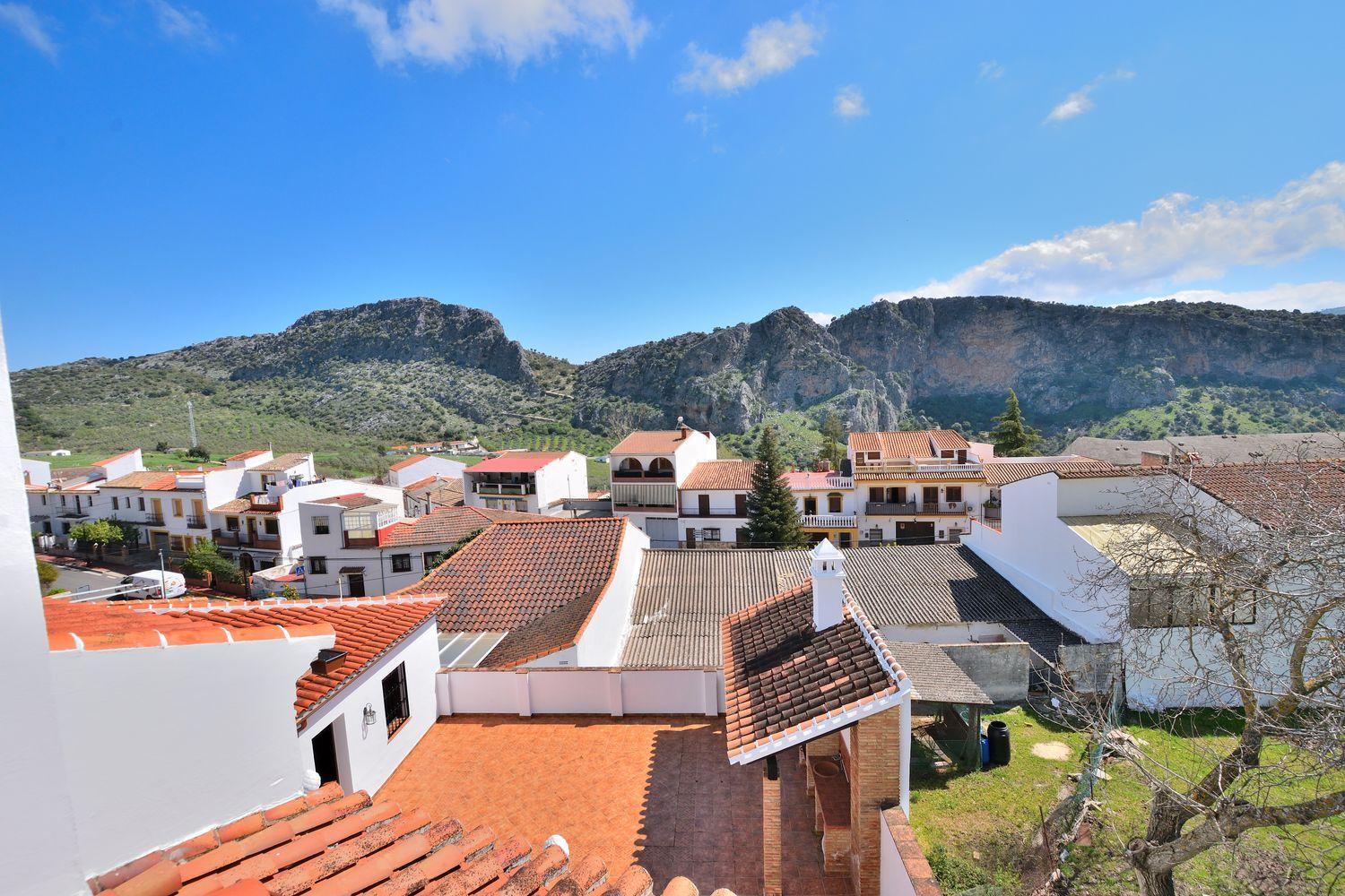 House for Sale in Montejaque