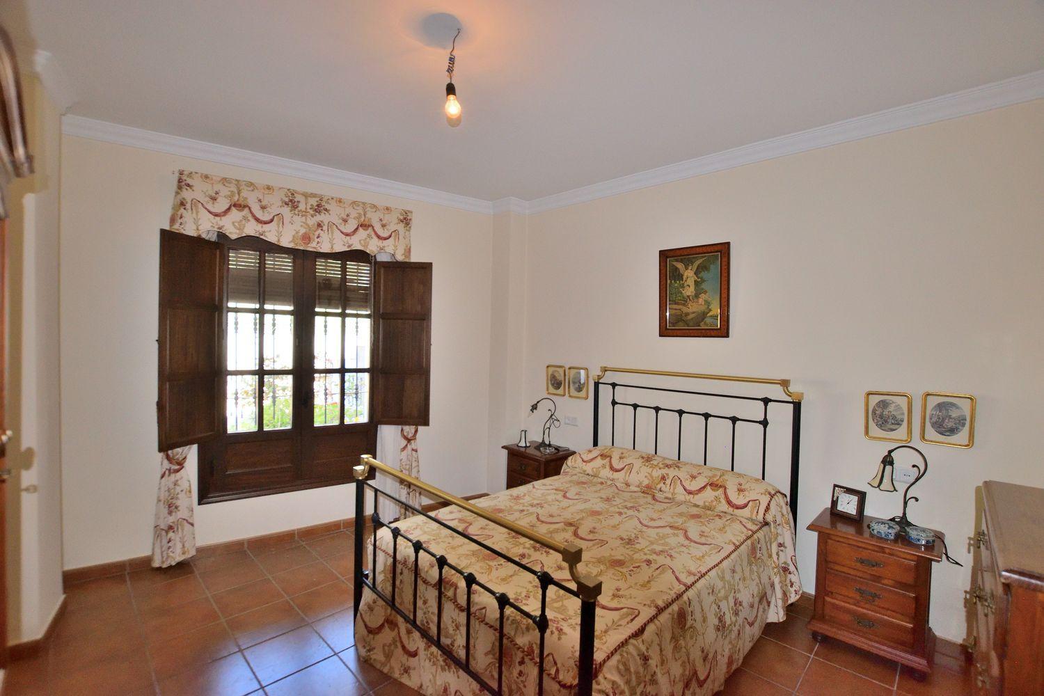 House for Sale in Montejaque