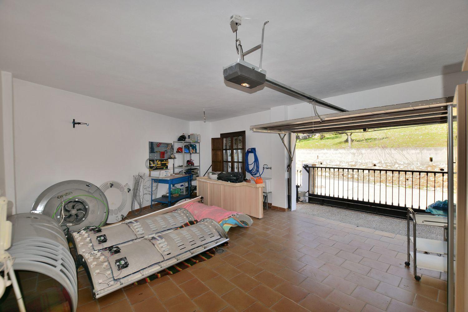 House for Sale in Montejaque