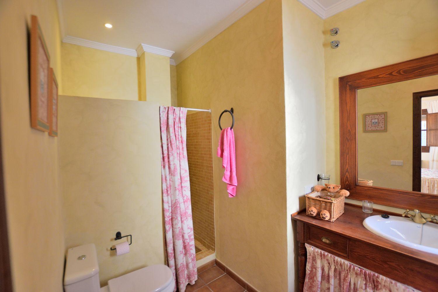House for Sale in Montejaque