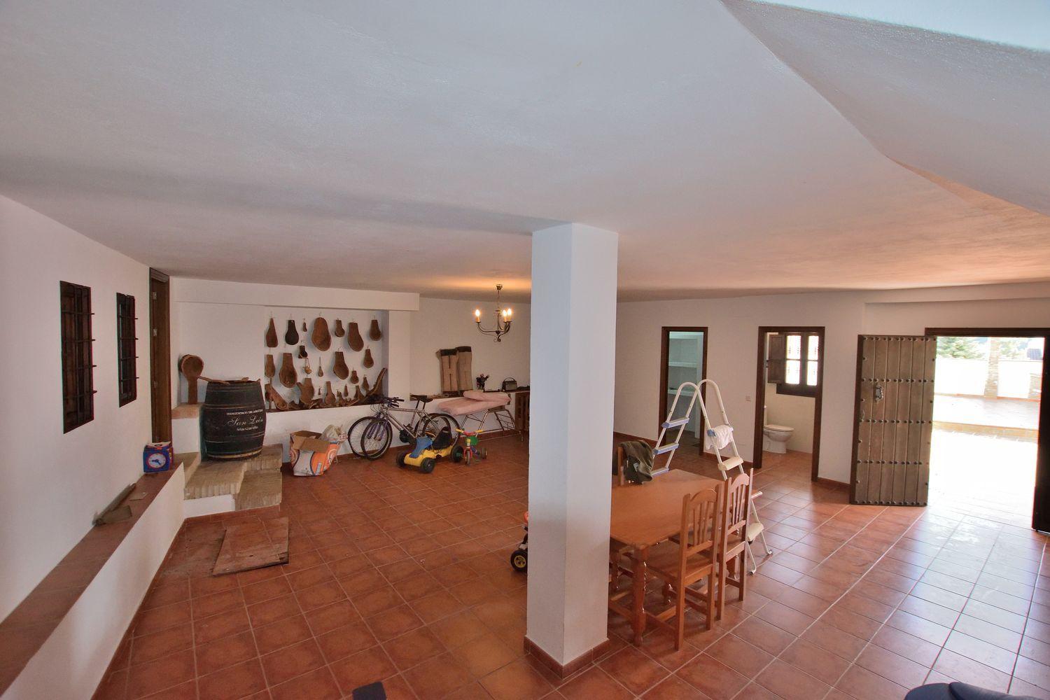 House for Sale in Montejaque