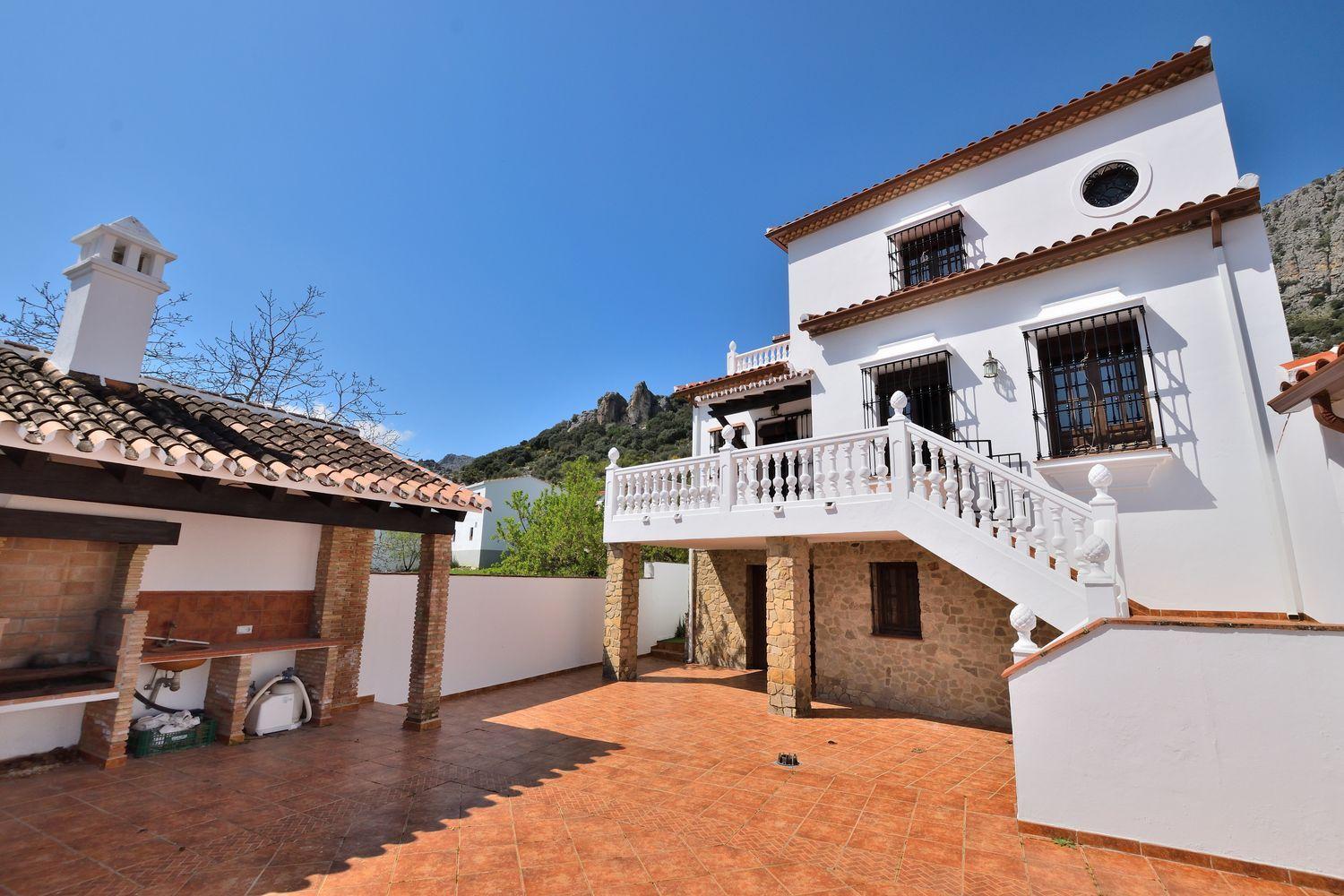 House for Sale in Montejaque