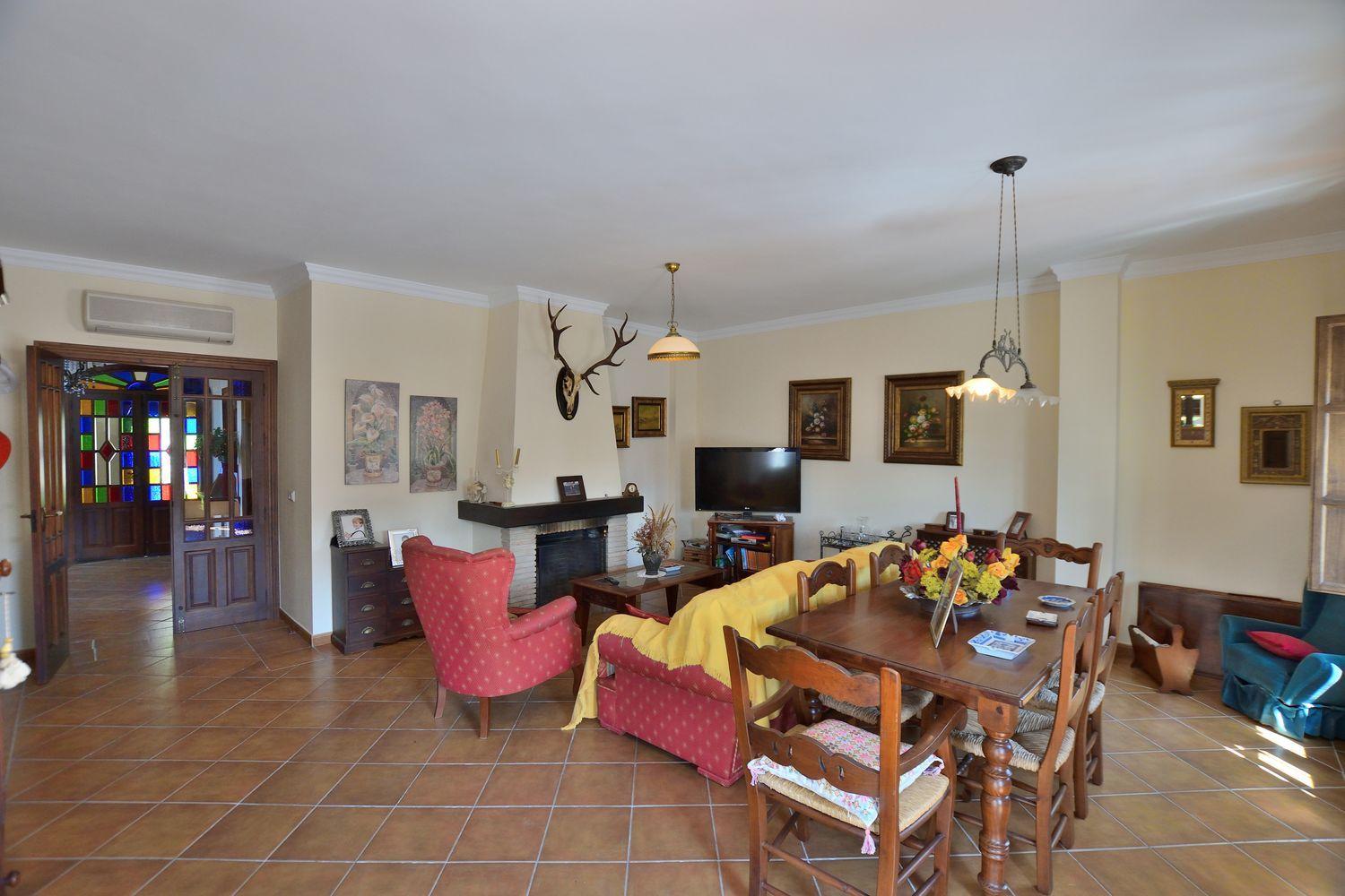 House for Sale in Montejaque
