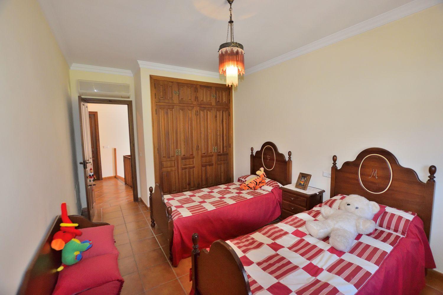 House for Sale in Montejaque