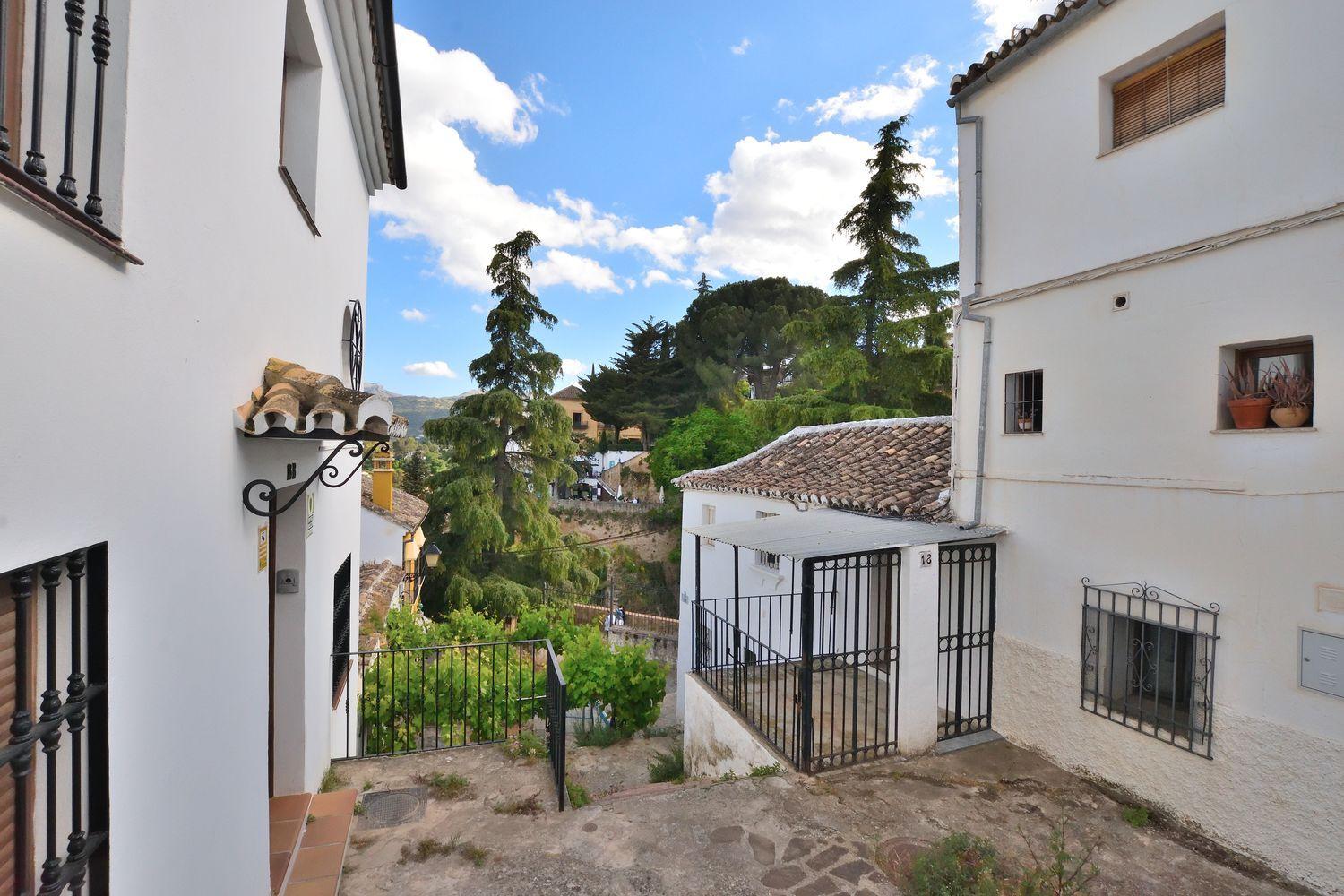 Semi-detached House for Sale in Ronda